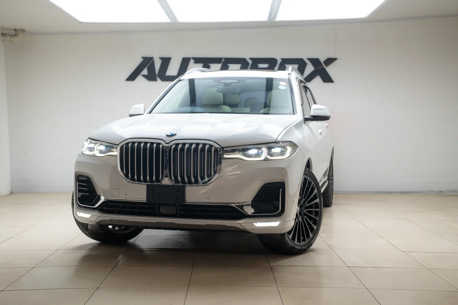 Autobox Motors gallery 4